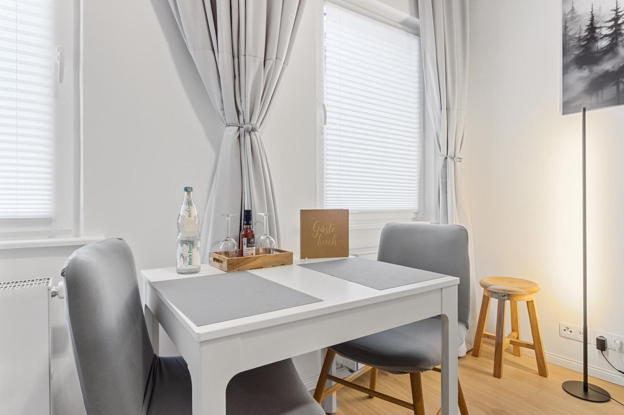 Winetime - Modern - Luxurioes - Direkt Im Zentrum - Stadtmitte Ландау  Экстерьер фото